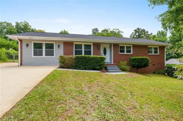1745 NW Rockbridge Road, Conyers, GA 30012
