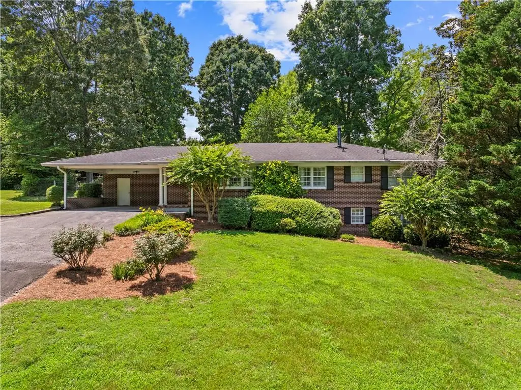 204 Sherwood Drive, Calhoun, GA 30701 - #1