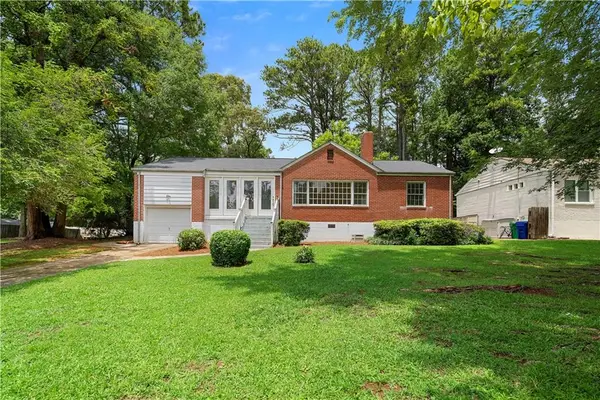 2302 Wineleas Road, Decatur, GA 30033