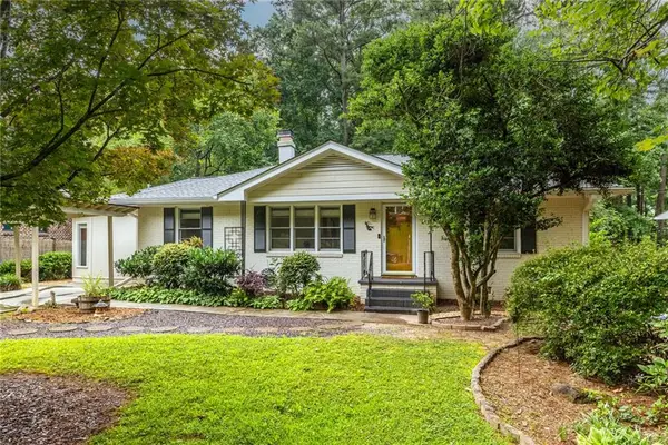 2469 Hunting Valley Drive, Decatur, GA 30033