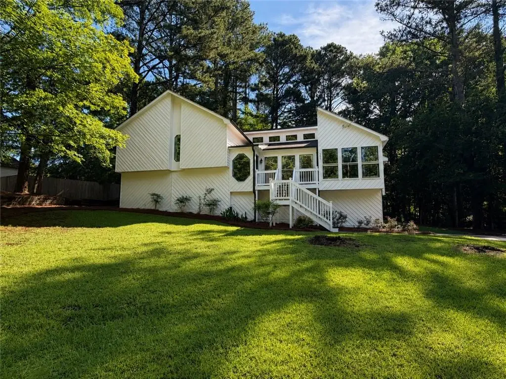 585 Rivercrest Drive, Woodstock, GA 30188 - #1