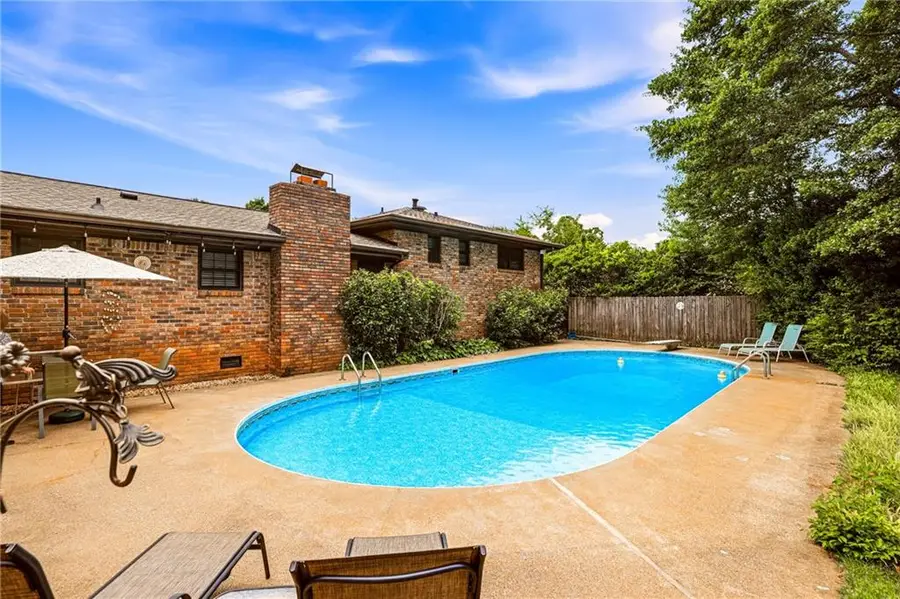 1833 Poinsettia Drive, Marietta, GA 30062 - #2