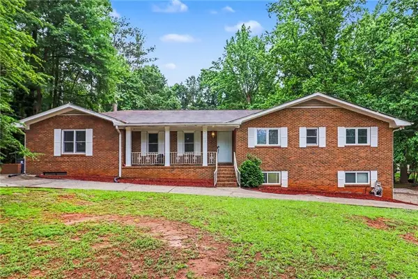 329 Plantation Circle, Fayetteville, GA 30214
