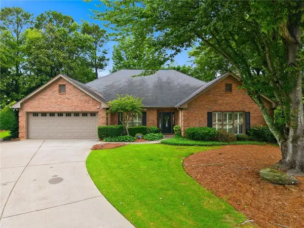 965 Knoll Crest Court, Alpharetta, GA 30004