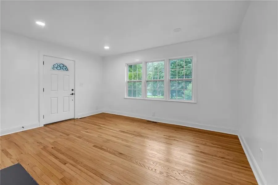 1803 S Gordon Street Sw, Atlanta, GA 30310 - #3