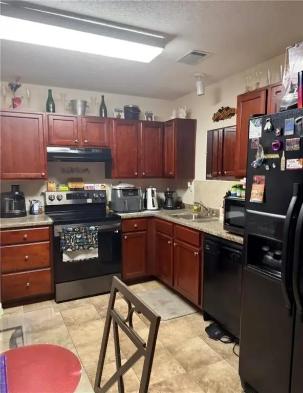 1727 Old Dogwood, Jonesboro, GA 30238 - #3