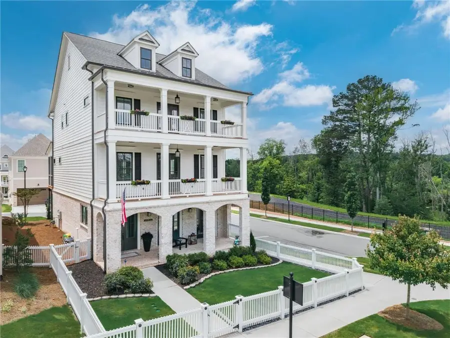 605 S Club Drive, Woodstock, GA 30188 - #2