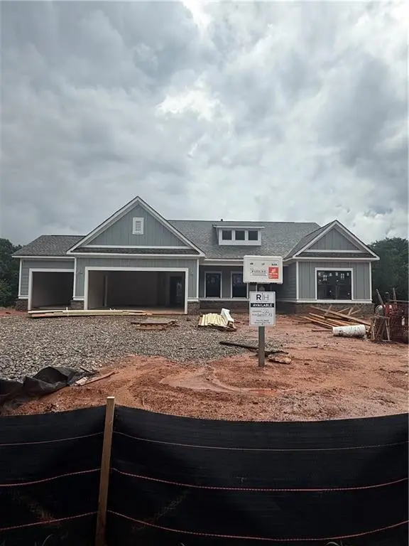 281 Weslyn Drive, Social Circle, GA 30025