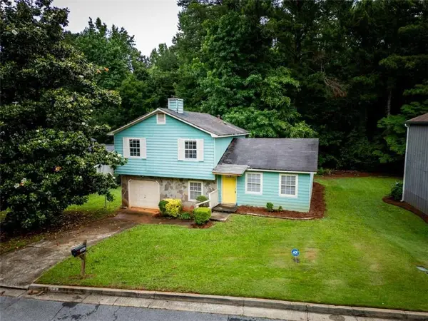 2042 Mallard Way, Lithonia, GA 30058