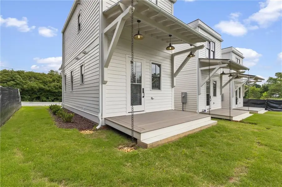 184 W Jarrard Street, Cleveland, GA 30528 - #3