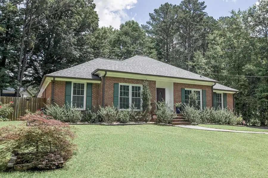 656 Bruce Way Sw, Lilburn, GA 30047 - #2