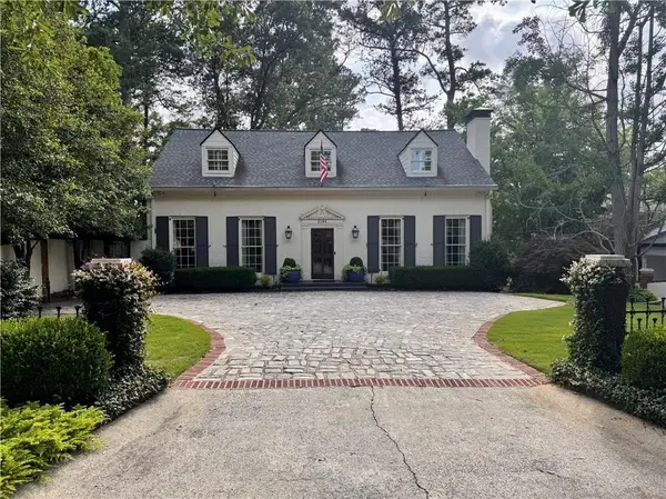 2184 Radcliffe Drive Nw, Atlanta, GA 30318