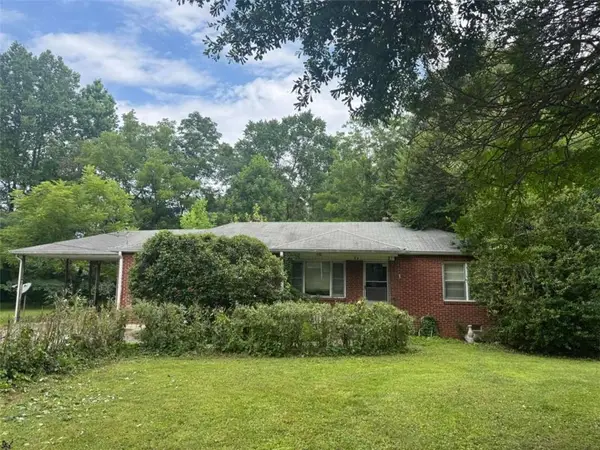 950 Dale Drive Sw, Mableton, GA 30126