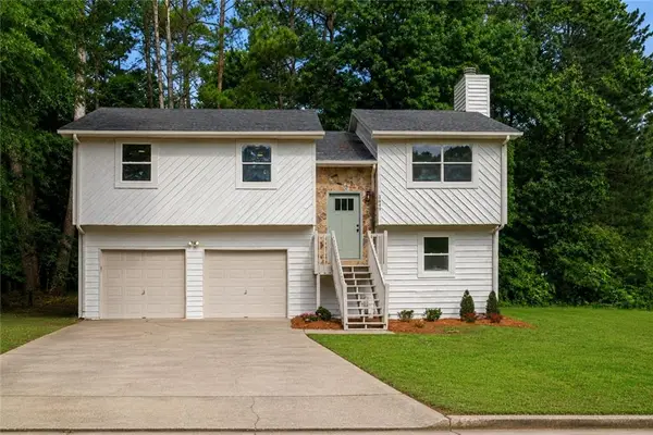 3449 Oak Run Drive, Lithonia, GA 30038