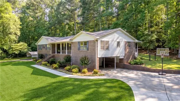 75 Wildwood Way, Dallas, GA 30157
