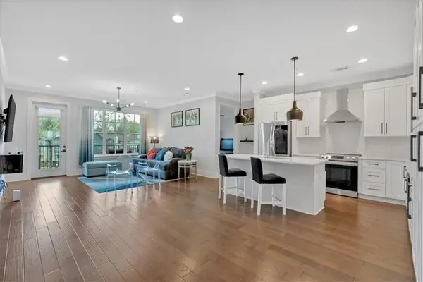 6890 Peachtree Dunwoody Road #303, Atlanta, GA 30328