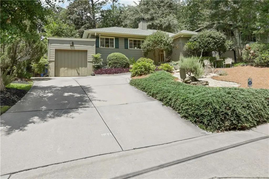 410 Wimbledon Road Ne, Atlanta, GA 30324 - #1