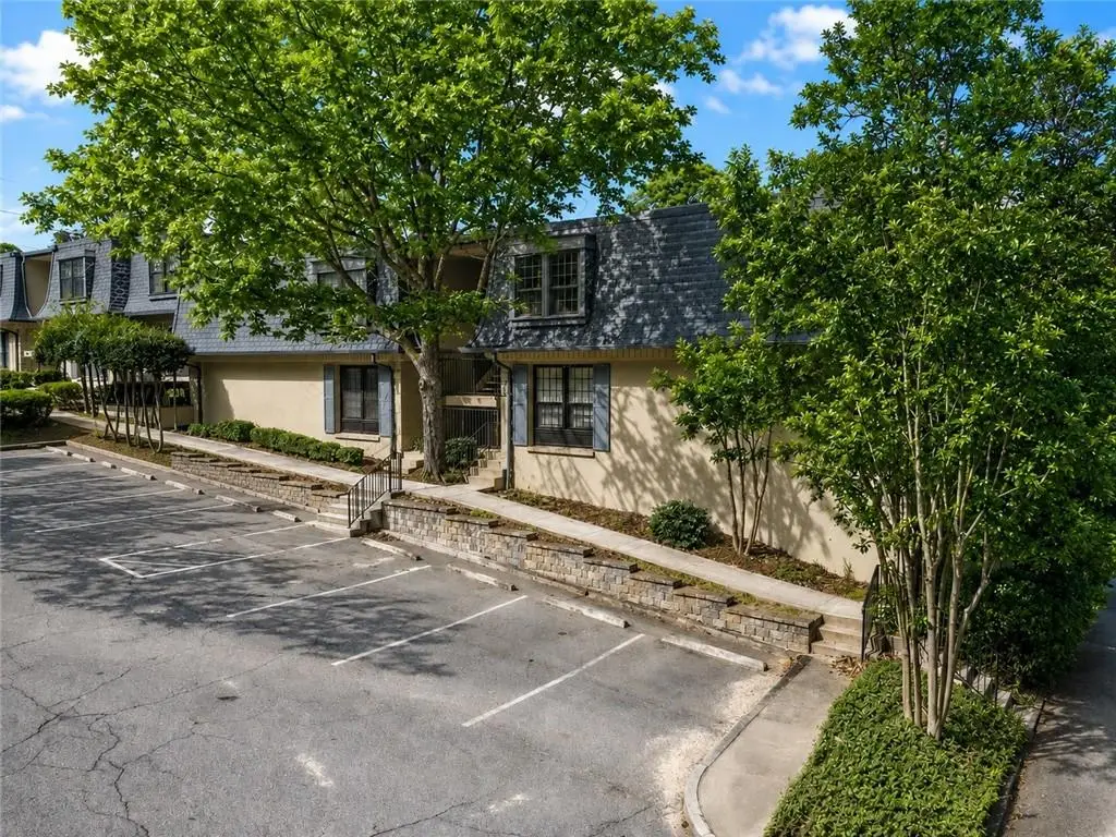 53 La Rue Place Nw, Atlanta, GA 30327 - #1