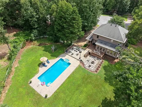 421 Eagle Ridge Trail, Canton, GA 30114