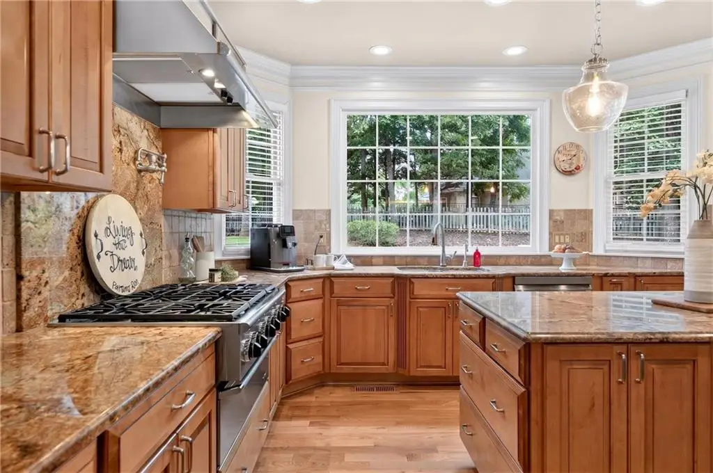 5490 Hampstead Way, Johns Creek, GA 30097 - #1
