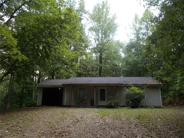 434 Old Jones Road, Whitesburg, GA 30185