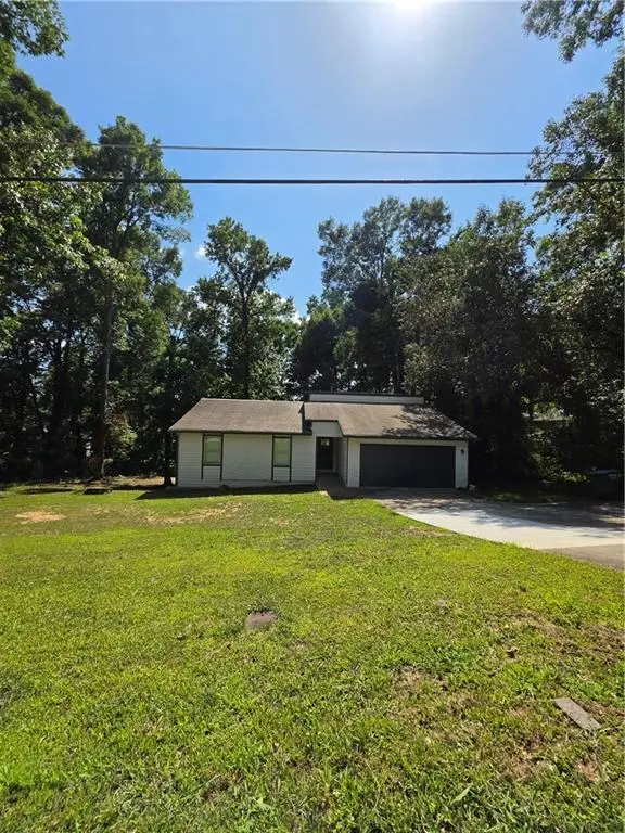 3321 Border Drive, Stone Mountain, GA 30087 - #3
