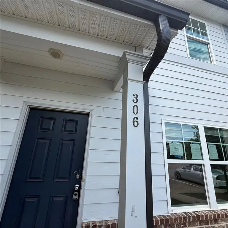 585 Mcwilliams Road Se #306, Atlanta, GA 30315 - #2