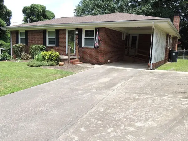 1144 Piedmont Place, Gainesville, GA 30501