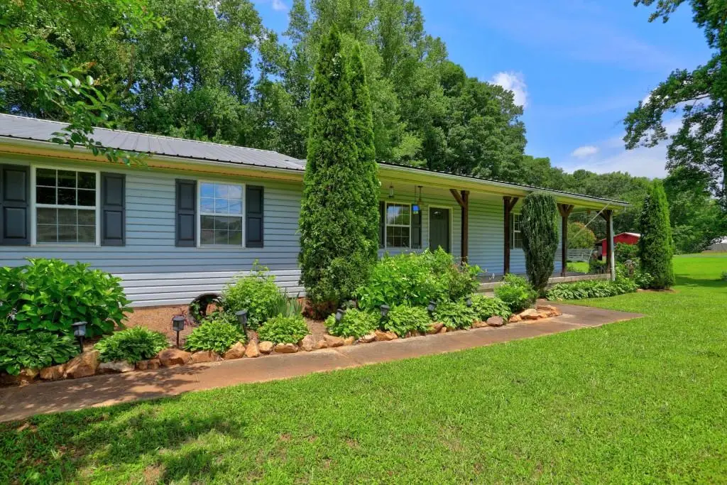 742 Highway 101 S, Temple, GA 30179 - #1