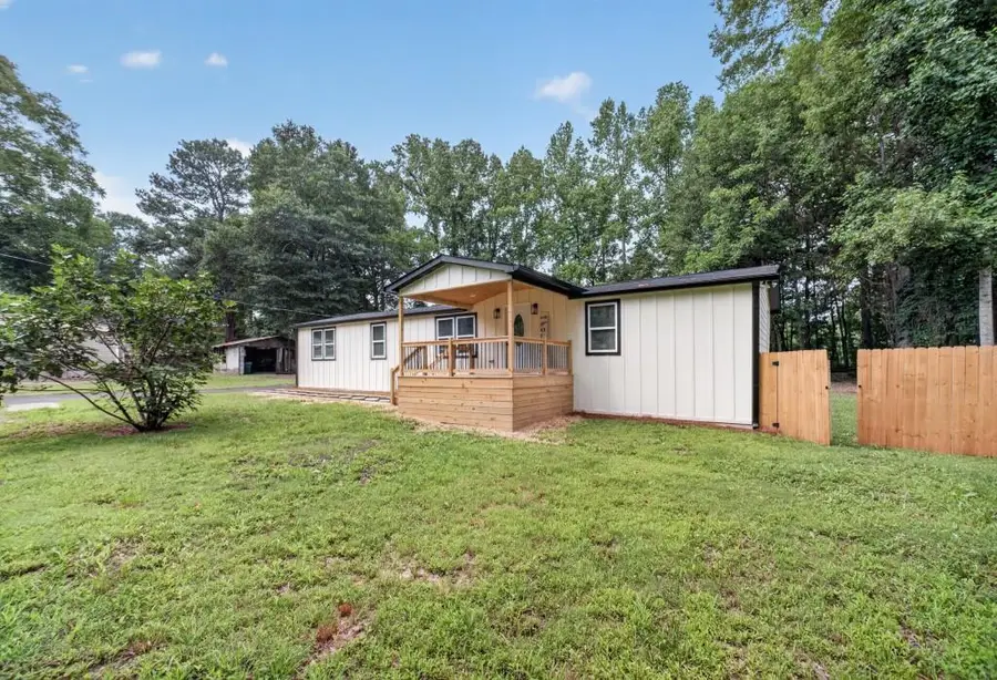 3955 Pecan Street, Loganville, GA 30052 - #2