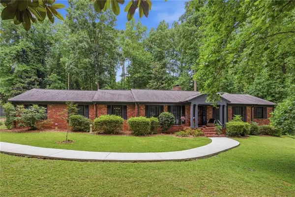 635 Wisteria Drive Sw, Marietta, GA 30064
