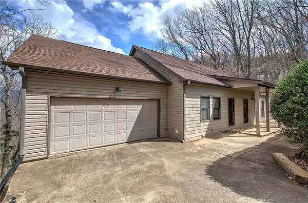 207 Stone Ridge Court, Jasper, GA 30143