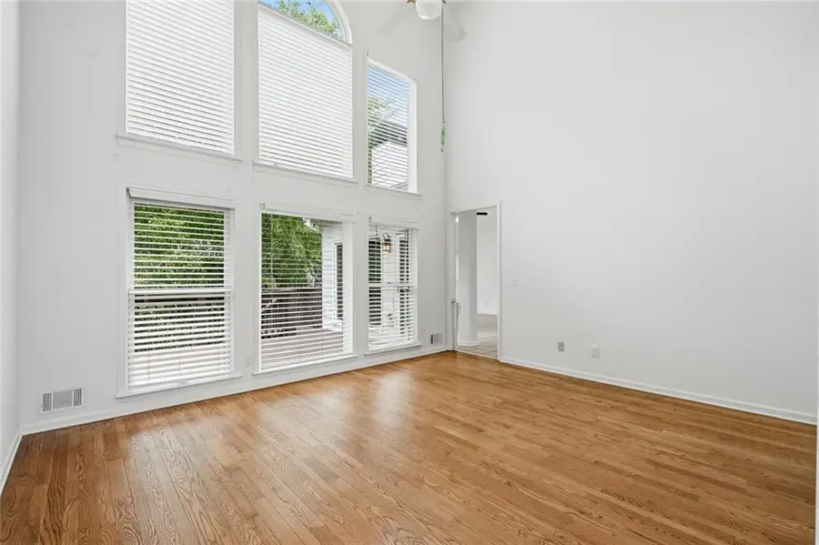 4522 Springvale Circle, Dunwoody, GA 30338 - #3