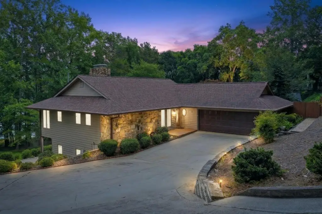 1052 Lakemont Drive, Gainesville, GA 30501 - #1