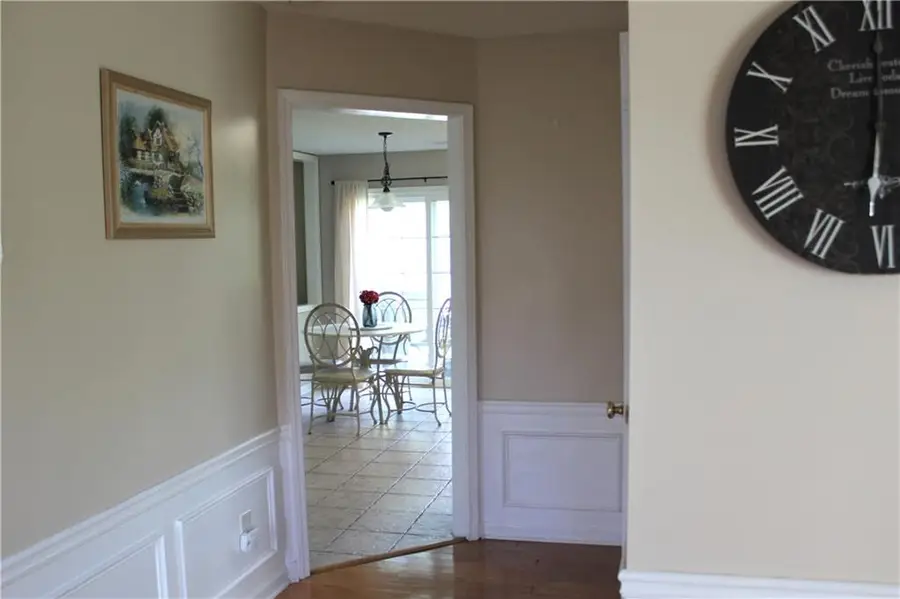660 Glenbarrett Court Ne, Marietta, GA 30066 - #3