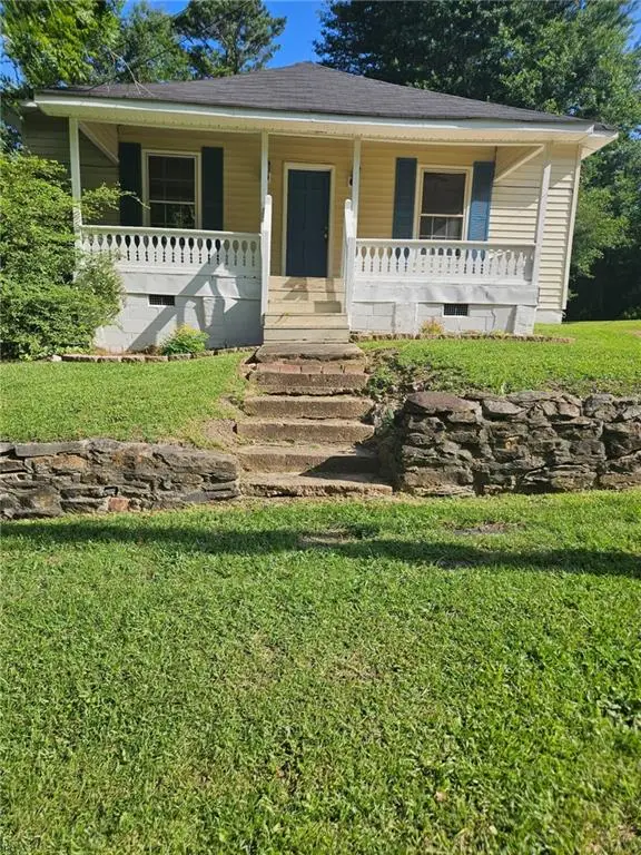 108 W Foster Avenue, Dallas, GA 30132