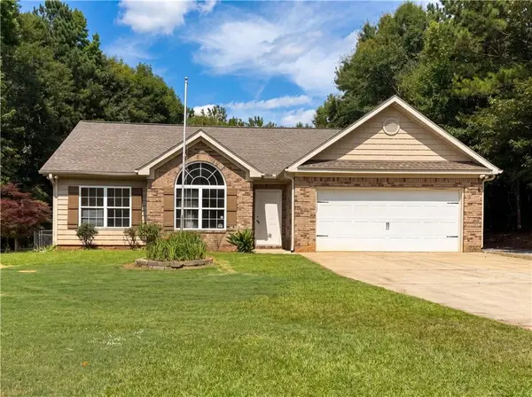 50 Horseshoe Lane, Jackson, GA 30233