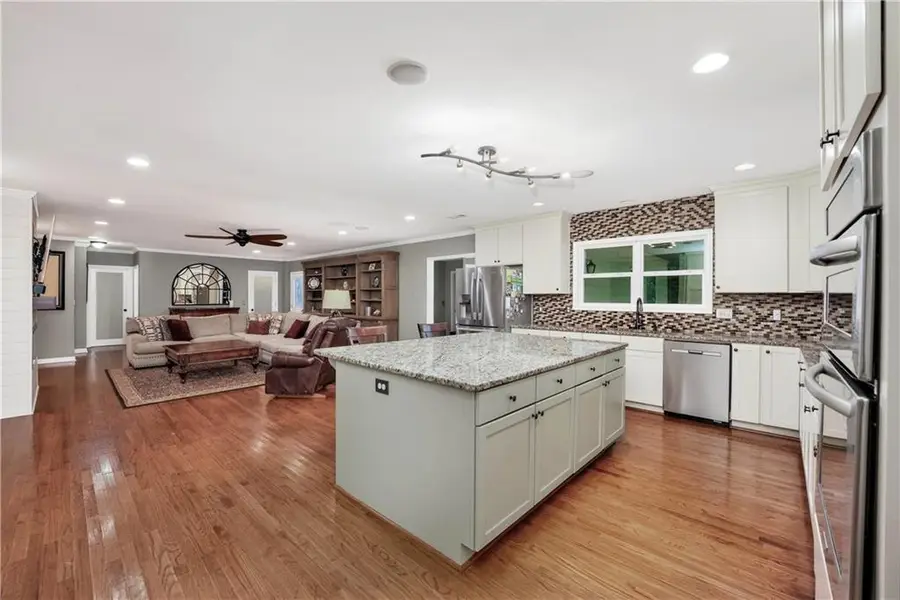 2193 W Ponce De Leon Avenue, Decatur, GA 30030 - #3