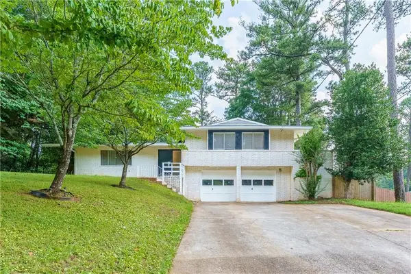 3499 Creekview Circle, Stone Mountain, GA 30083