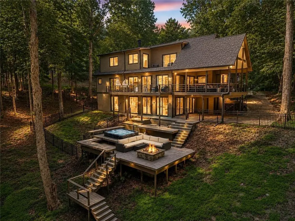 6680 Woodlake Drive, Flowery Branch, GA 30542 - #1