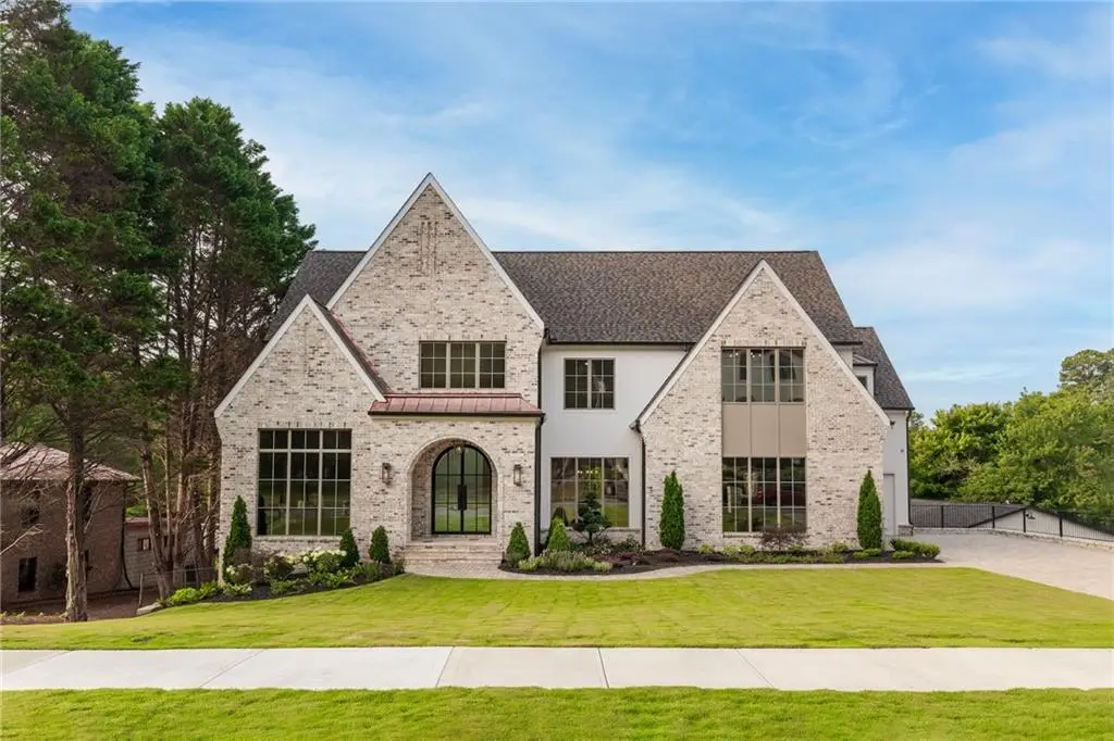 228 Thomas Circle, Roswell, GA 30075 - #1