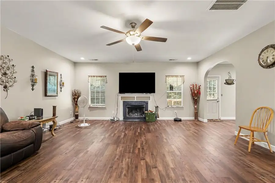 2701 Oakmont Way, Monroe, GA 30656 - #3