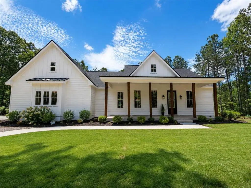 952 W Price Creek Road, Talking Rock, GA 30175 - #1