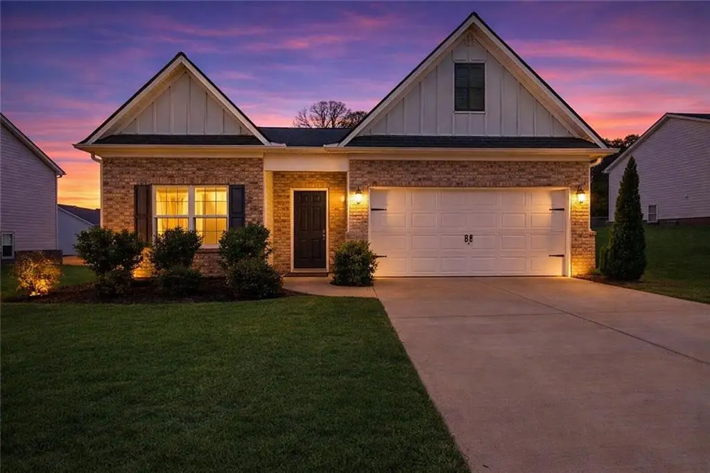 176 Innis Brook Circle, Cartersville, GA 30120 - #1