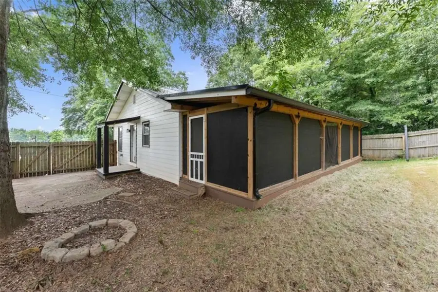 5702 Church Street, Flowery Branch, GA 30542 - #3