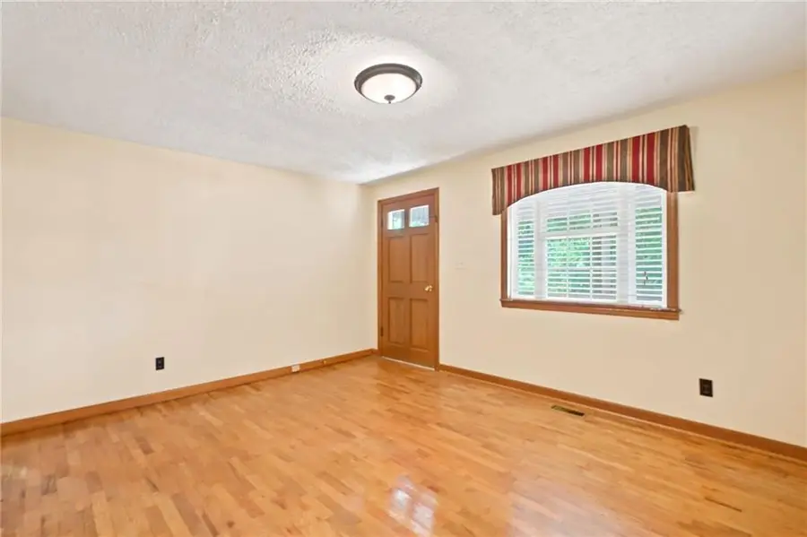 12 Florida Avenue, Emerson, GA 30137 - #2