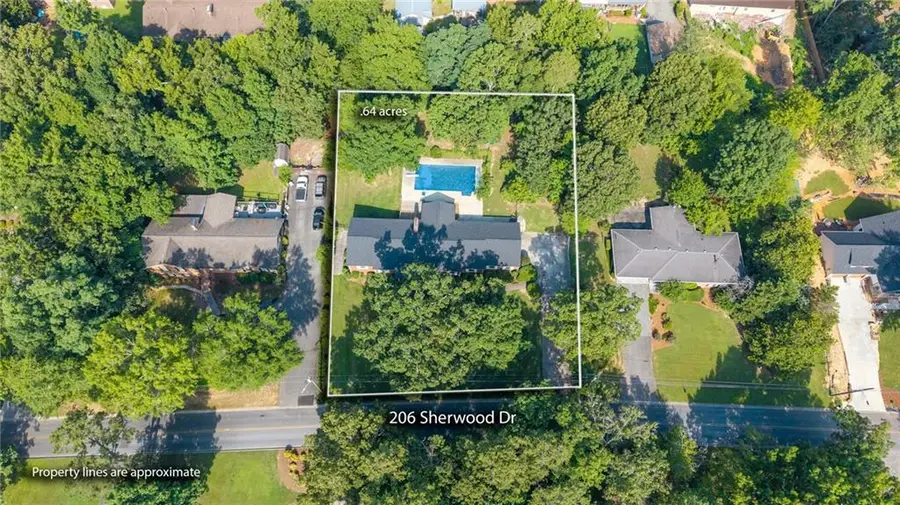 206 Sherwood Drive, Calhoun, GA 30701 - #2