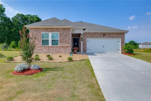 4045 Berry Farm Court, Loganville, GA 30052