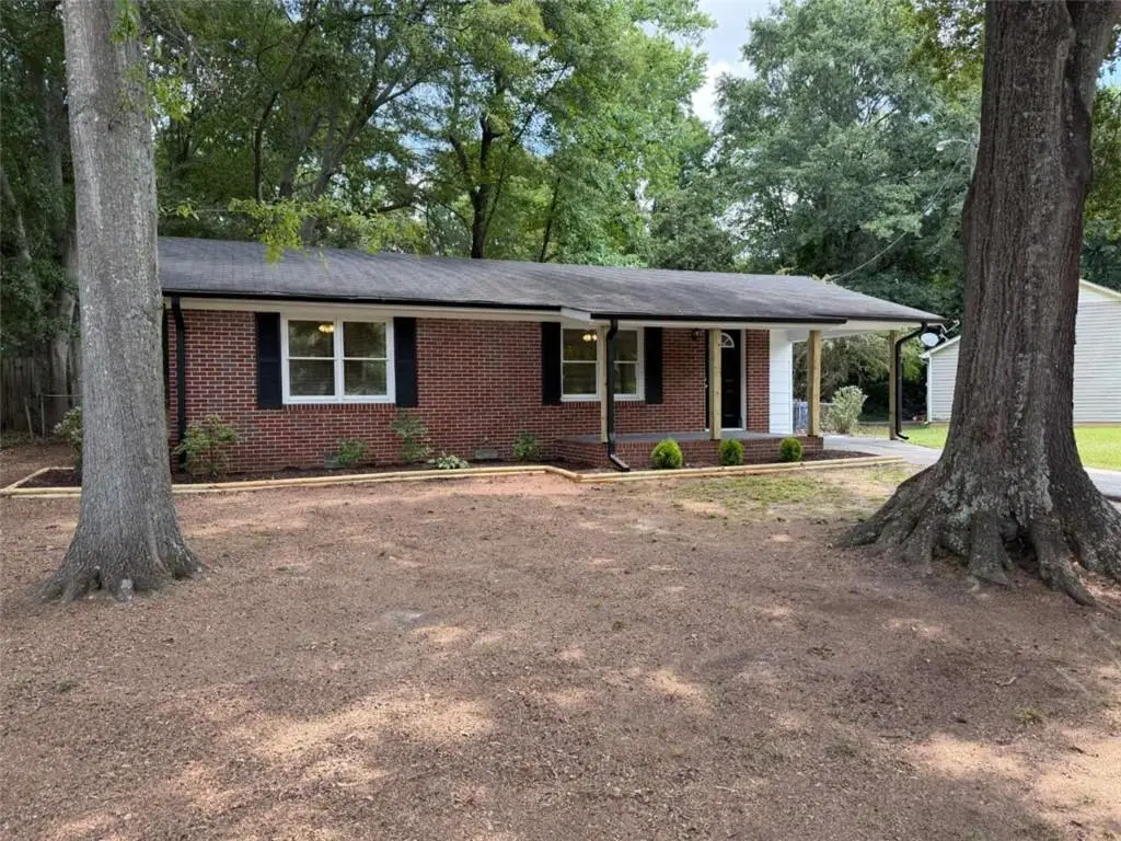 135 Martha Street, Winder, GA 30680 - #1