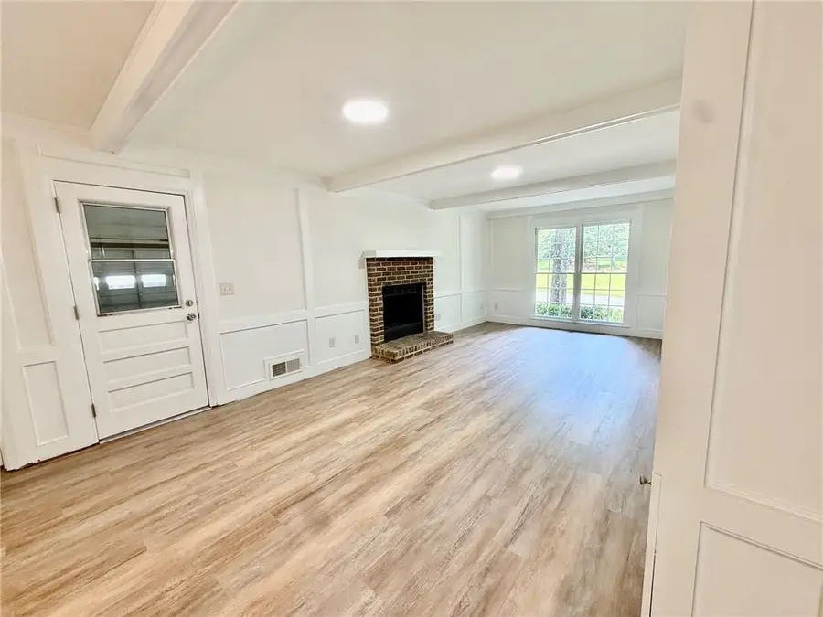 5264 Golfcrest Circle, Stone Mountain, GA 30088 - #3